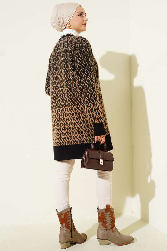 Diamond Pattern Bearded Buttoned Knitwear Cardigan Black Camel