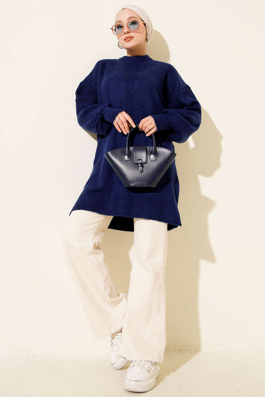 Tunique en maille douce à motif losanges bleu marine