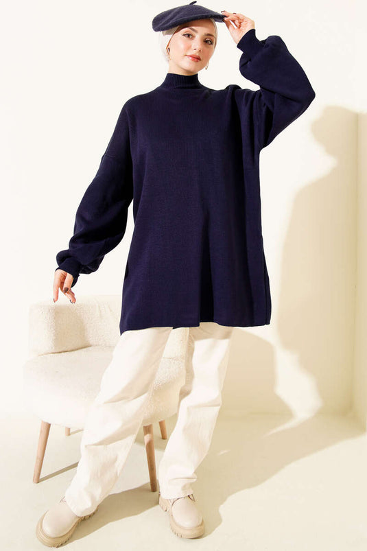 Tunique tricotée à col roulé et manches ballon bleu marine