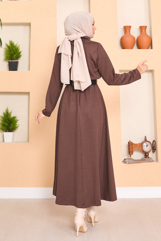 Balıkçı Yaka Beli Büzgülü Tesettür Elbise Kahve