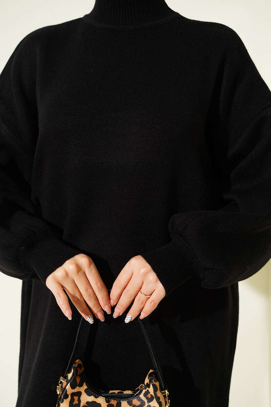 Schwarzes Rundhals-Strickkleid