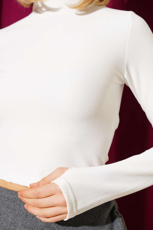 ياقة صياد محززة مع فتحات للأصابع قصيرة بيضاء