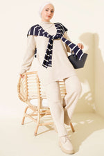 Ensemble Deux Pièces En Tricot À Col Rond Rayé Beige