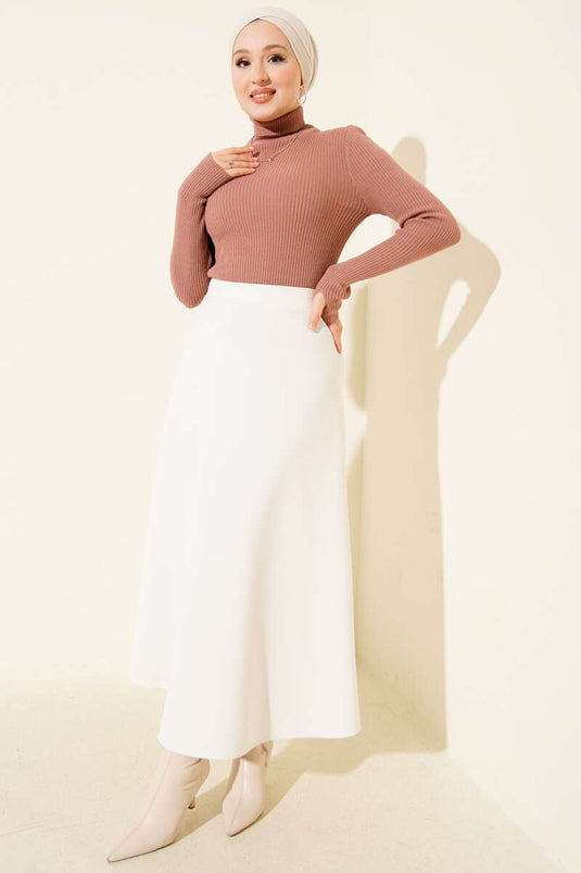 سترة محبوكة بياقة مدورة مطوية من داستي روز