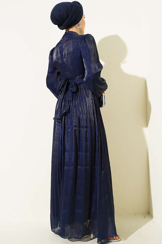 Robe de soirée drapée à manches ballon et taille cintrée bleu marine
