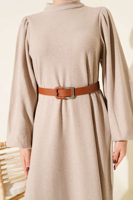 فستان بيج أساسي بأكمام واسعة وحزام