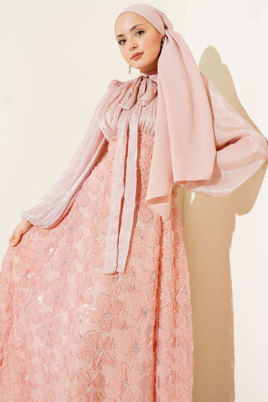 فستان سهرة مزين بأزهار من قماش البالون كول باللون وردي داكن