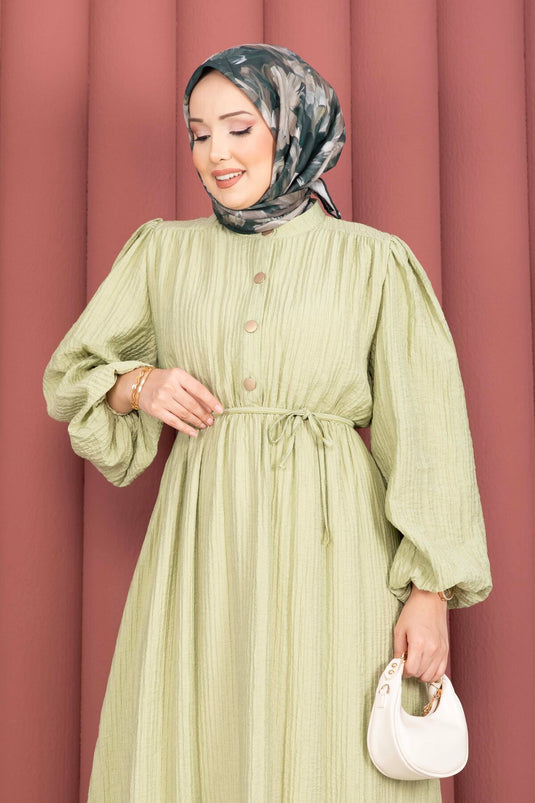 فستان محتشم بأكمام بالون وأزرار نصفية باللون الأخضر الزيتوني