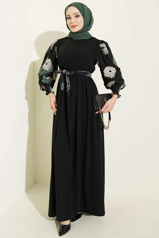 Robe Verte Brodée À Manches Ballon