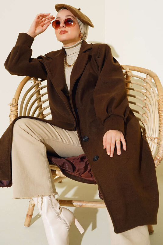 Manteau long en cachemire marron à manches ballon