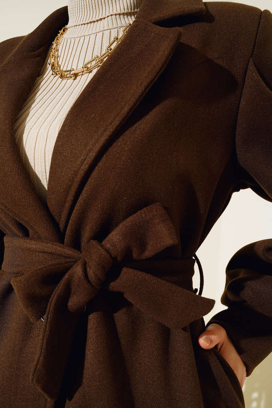 Manteau long en cachemire marron à manches ballon