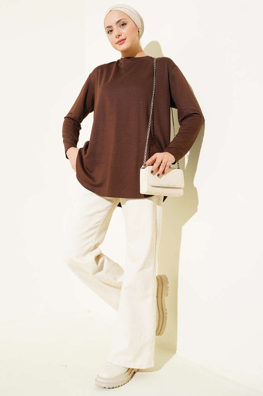 تونيك أساسي بدون درزات بني