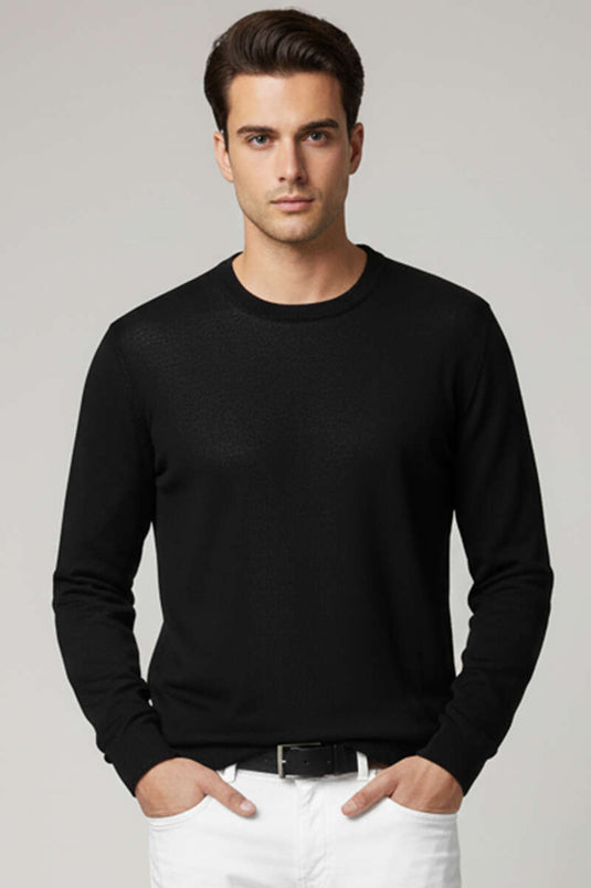 كنزة رجالية سوداء أساسية محبوكة برقبة دائرية