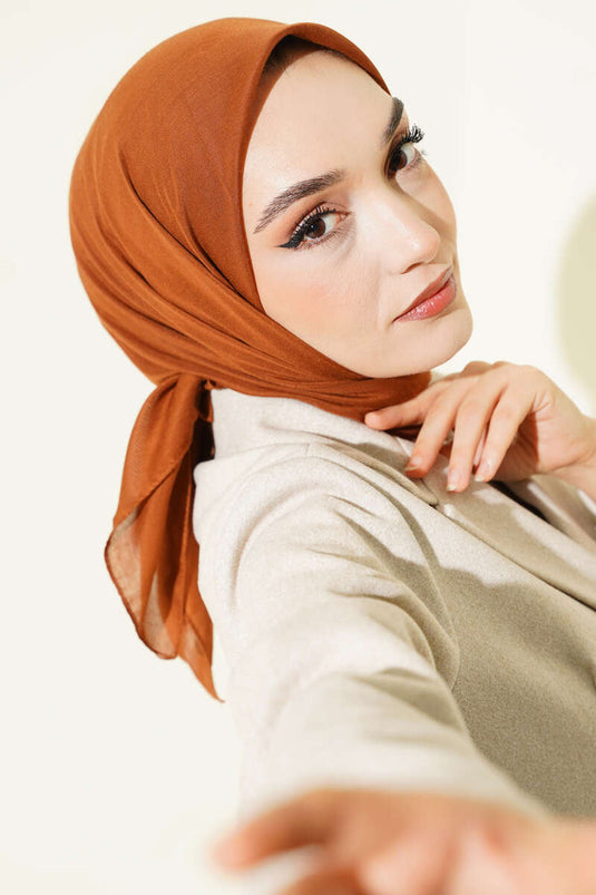 Écharpe basique, couleur terre cuite