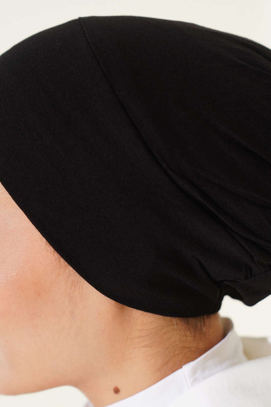 Schwarzer Slip-on-Motorhaubenbezug