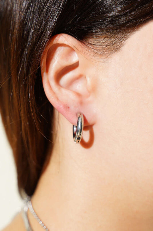 Boucles d'oreilles créoles basiques en argent