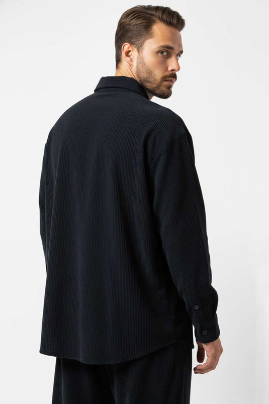 Chemise noire basique en velours pour homme