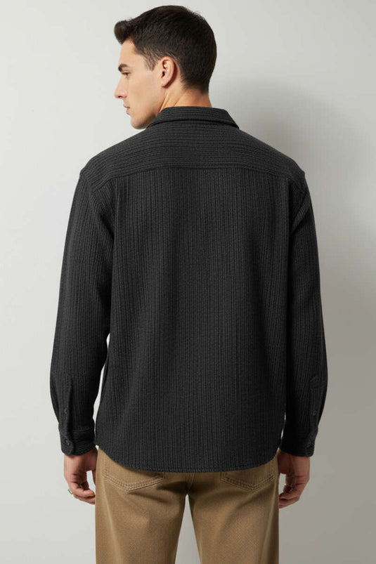 Chemise noire basique en velours pour homme