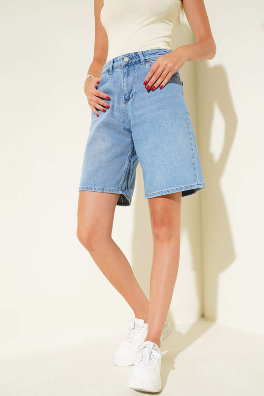 بنطال جينز قصير أساسي أزرق فاتح