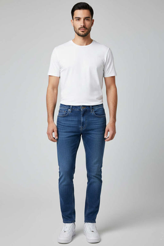 بنطال جينز رجالي أساسي من ليكرال باللون الأزرق الداكن