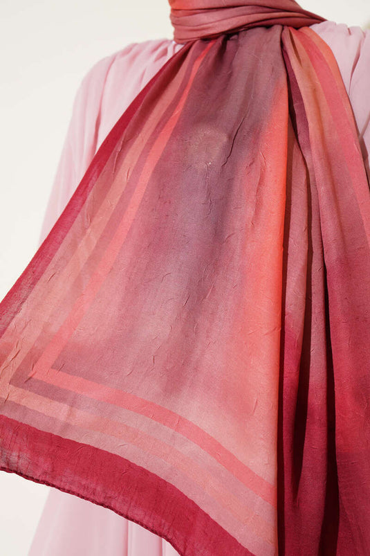 Châle en bambou à motif batik bordeaux