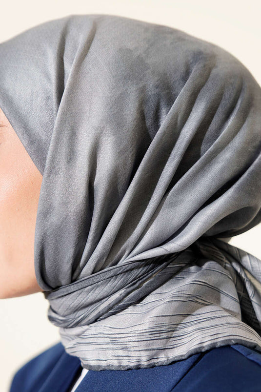 Batik Desen Demore Eşarp Gri