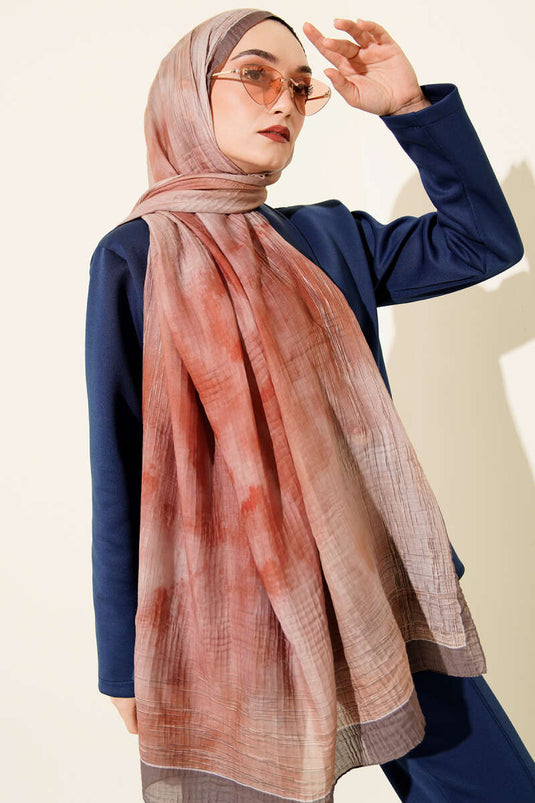 شال من الموسلين بنقشة باتيك، لون المنك