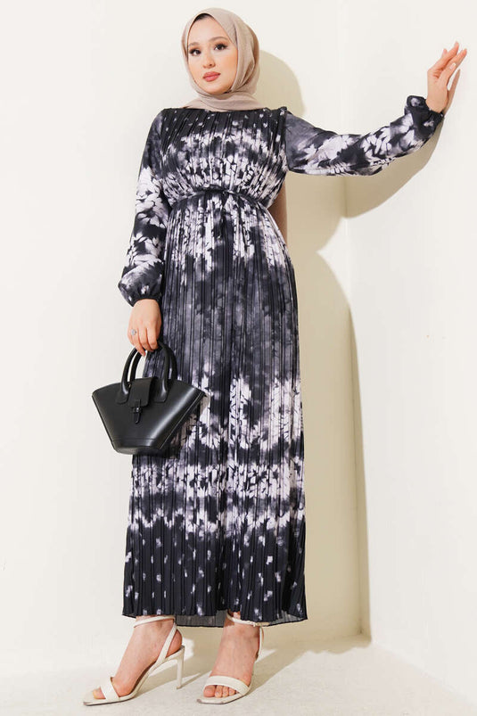 Batik Pattern Pleated Belted Dress Black