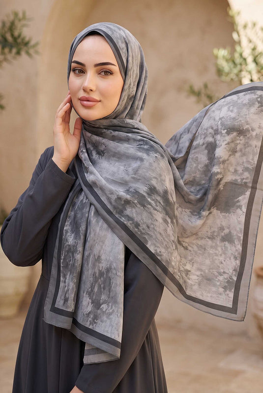 Collection De Foulards À Motif Batik Noir