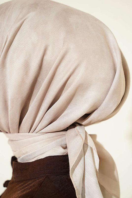 Écharpe Beige À Motifs Batik