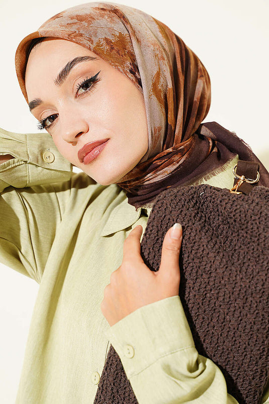 Batik Desenli Soft Eşarp Acı Kahve