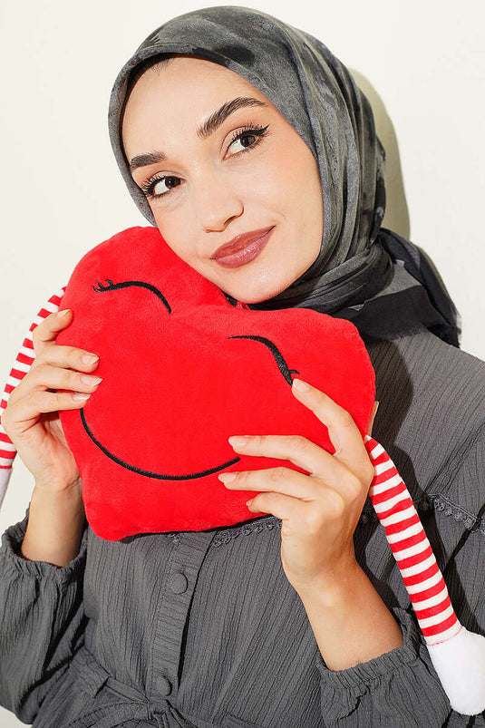 وشاح ناعم مزخرف بنقوش باتيك أسود