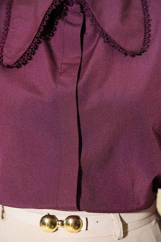 Chemise Courte En Mauve À Col Bébé En Dentelle