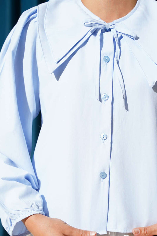 Chemise courte à col nœud bleu bébé