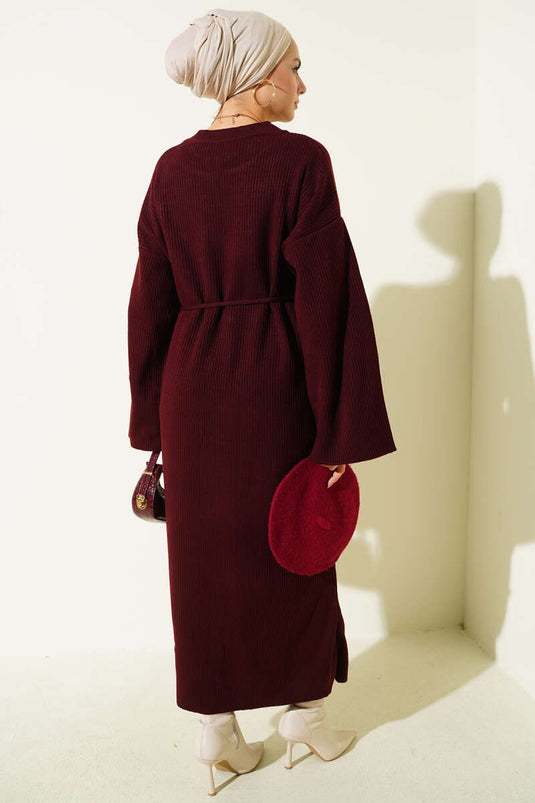 Bordeaux Strickkleid Mit Gürtel