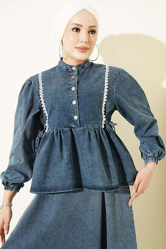 Blaues Jeans-Set Mit Gürtel Und Verzierte Details