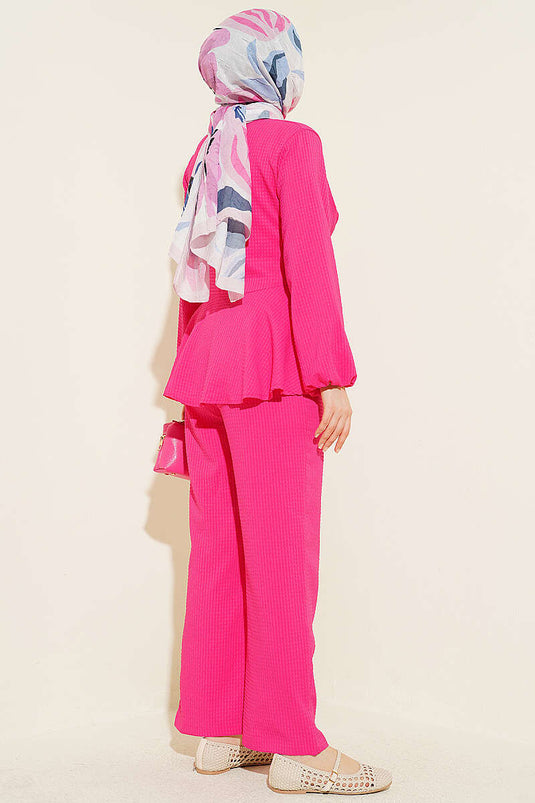 Ensemble double avec ceinture à boucle fuchsia