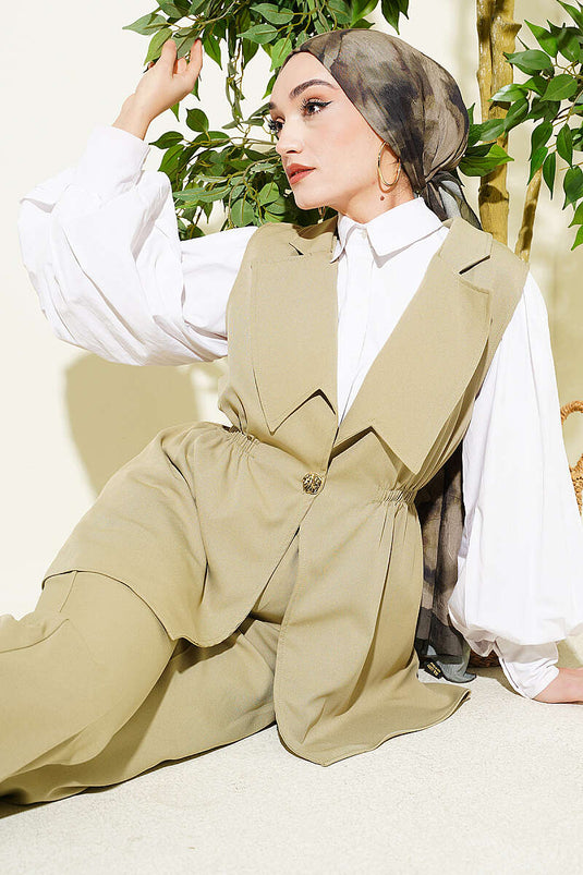Two-Piece Set with Belted Vest in Pistachio Green