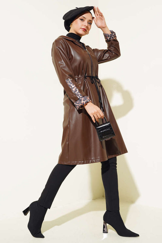 Taille rits capuchon leren trenchcoat bruin