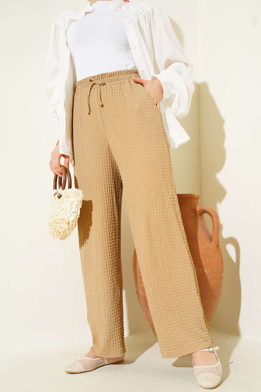 Bel İpli Kabartmalı Pantolon Camel