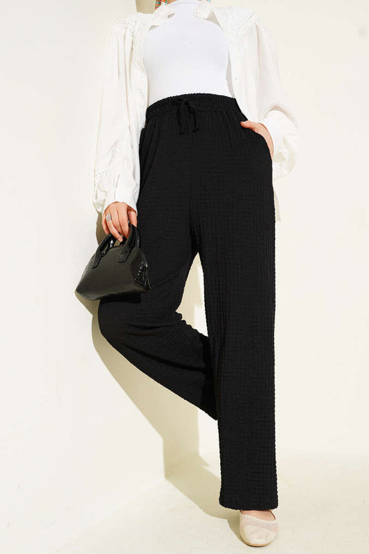 Bel İpli Kabartmalı Pantolon Siyah