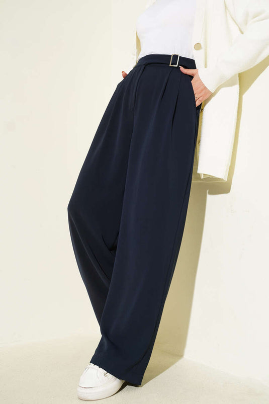 Pantalon palazzo bleu marine avec boucle de ceinture