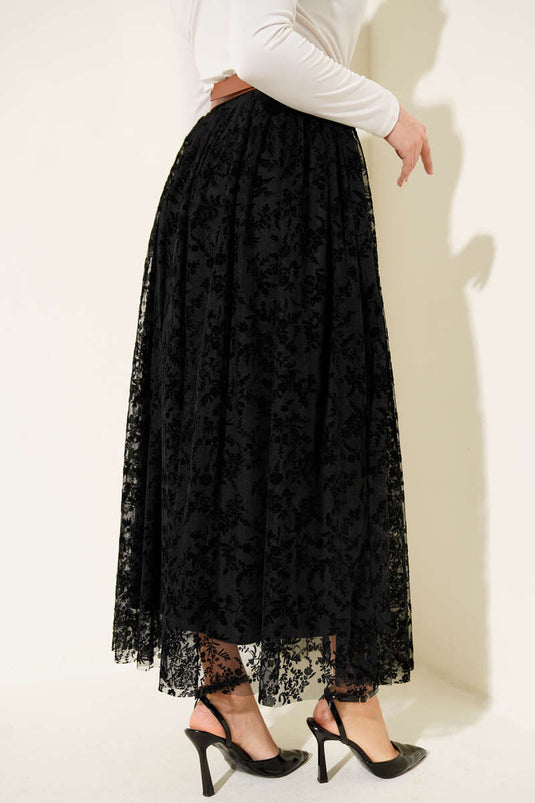 Schwarzer Tüllrock mit Blumenmuster und Gummibund