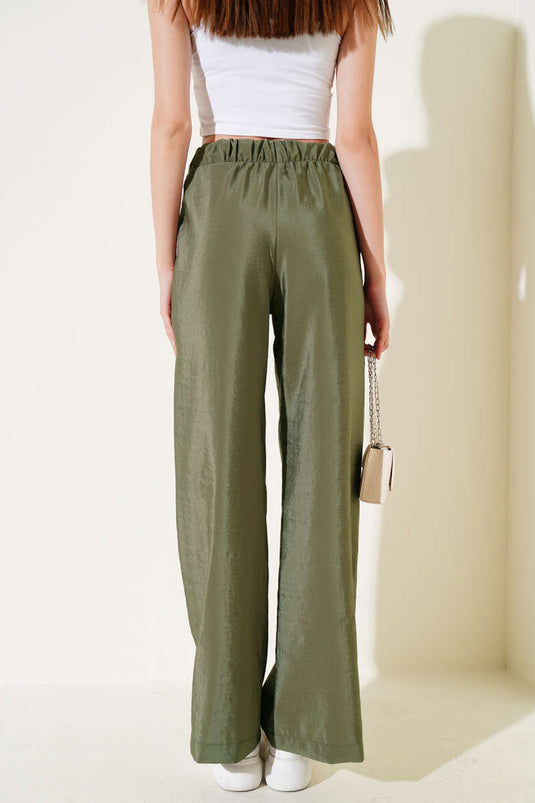 بنطلون لامع واسع الساق بخصر مطاطي، لون كاكي
