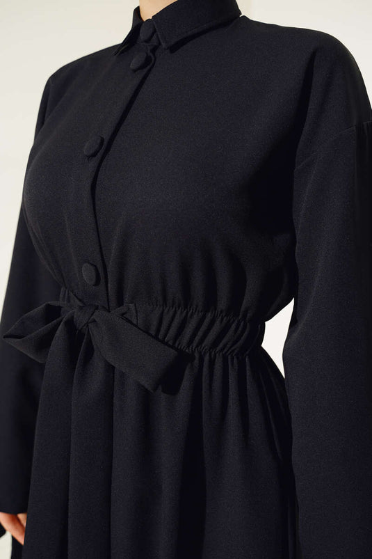 Robe ceinturée à taille élastique noire