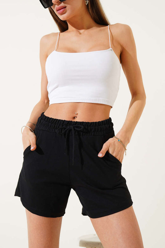 Schwarze Shorts mit elastischem Bund