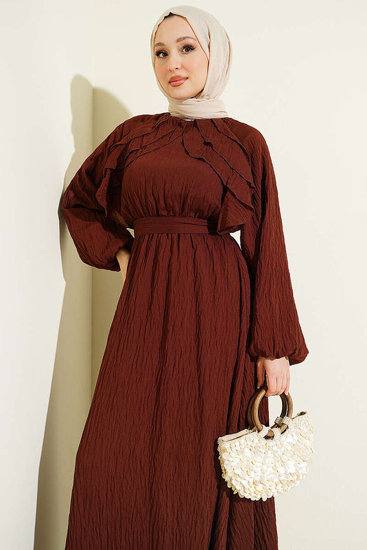 Robe à volants avec ceinture élastique marron