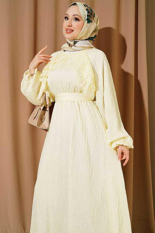 Robe jaune à volants avec ceinture élastique