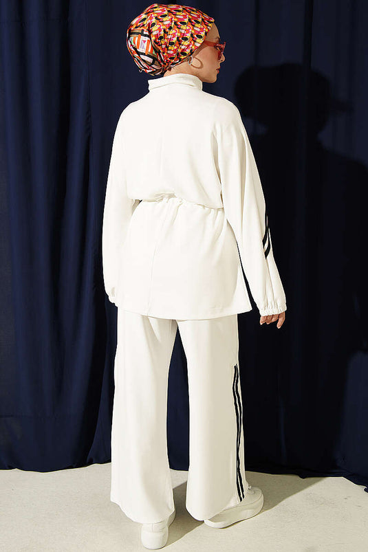 Ensemble Deux Pièces Blanc À Ceinture Et Détails Rayés
