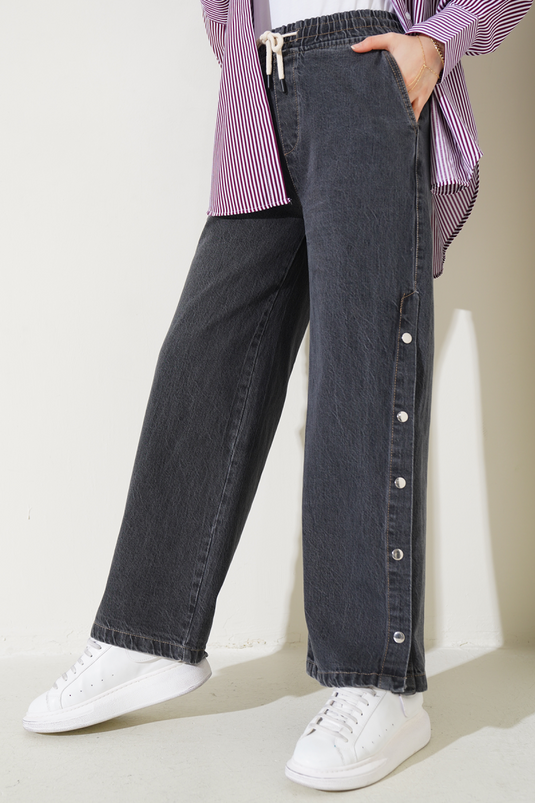 Jeans mit seitlichem Druckknopf und elastischer Taille Grau